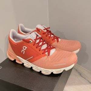 Women’s On Cloudflyer
